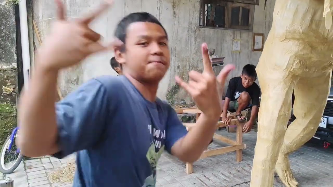 proses pembuatan OGOH OGOH dari grup KENCING LURUS, sumbersari-nambaru || nyepi tahun caka 1947