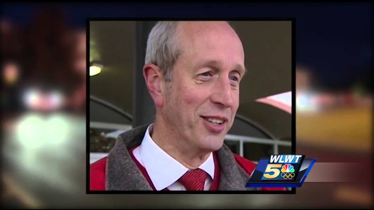 Over 150 gather in support of former La Salle High School principal