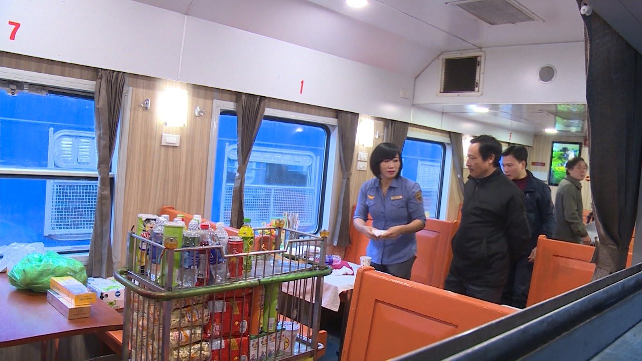 Tin Tức 24h Mới Nhất: Kiểm tra công tác vệ sinh tàu phục vụ Tết