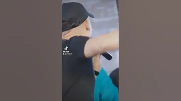 جديد تيك توك انس ابو سنينه يغني لحرق العشيري أن راحت لغير 