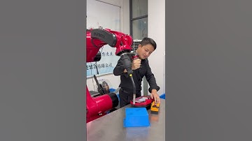 Drag-on welding robot.#industrial #welding #robot #spraying #palletizing #stamping #pallet