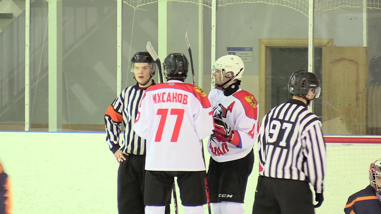 Метеор сигнал 2013 хоккей. Метеор сигнал челябинск. Сигнал челябинск хоккей 2005. Хк сигнал челябинск. Хк метеор сигнал.