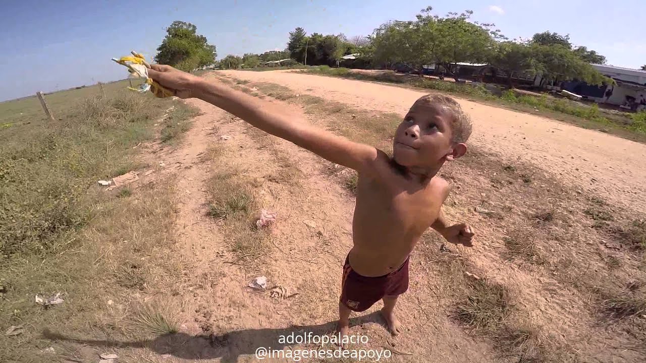 Cauchera niño cazador.