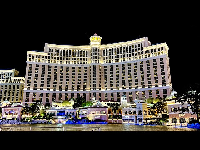 Hotel Bellagio with artificial lake, casino, luxury hotel, Las