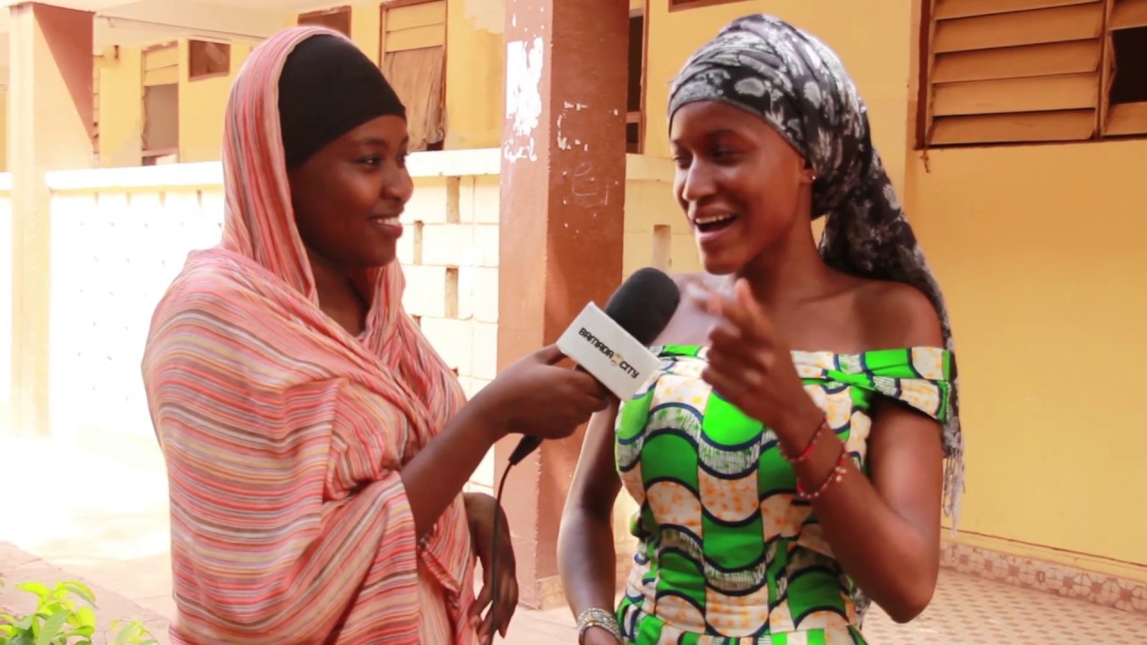 MICRO TROTTOIR: Si ta copine ou ton copain te gifle tu fait quoi ? (Vidéo)