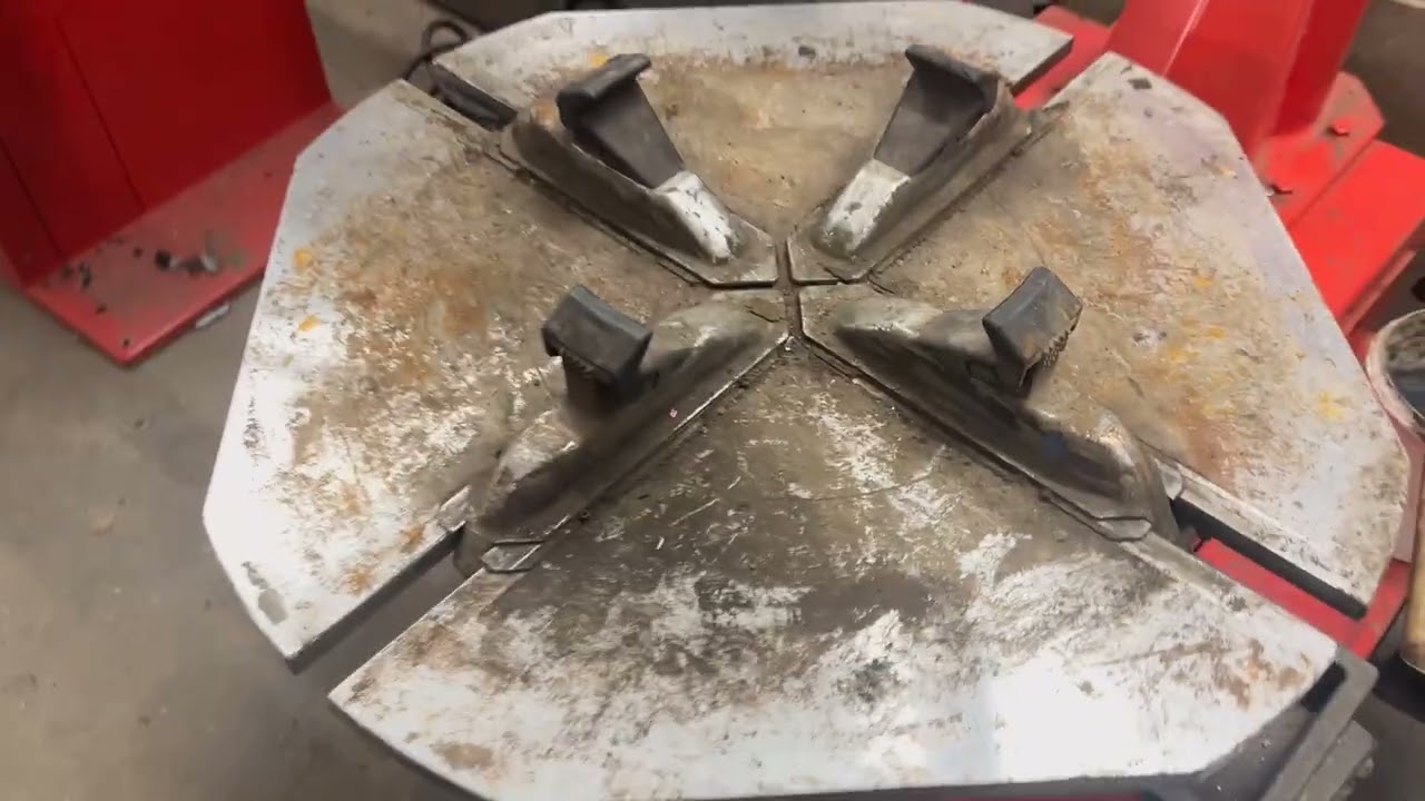 Däckomläggningsmaskin Alfanord AK-T600