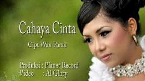 Rheina-cahaya cinta(official music video)  slowrock