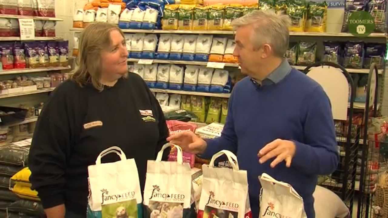 Smallholding Supplies at Toomers Garden Centre, Swindon - YouTube