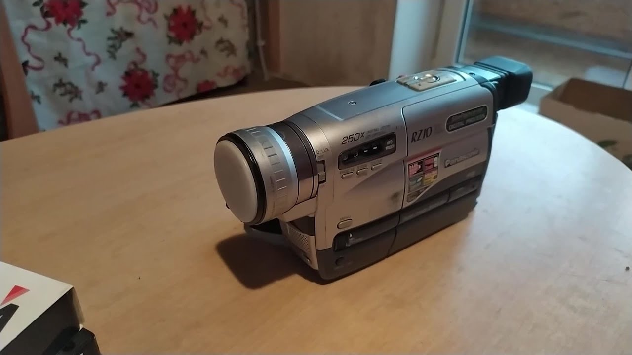 Видеокамера Panasonic NV - RZ10EG, +