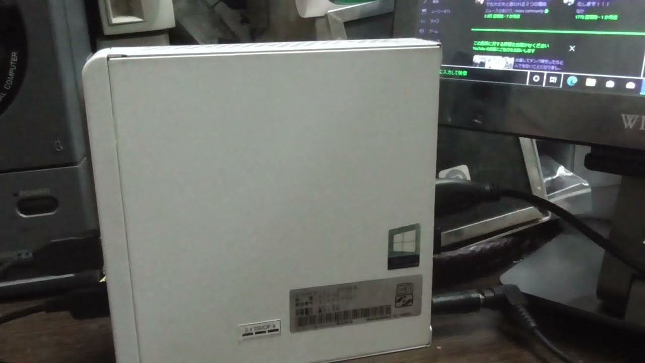 The EPSON Endeavor ST20E has lower performance, but the 8GB of RAM