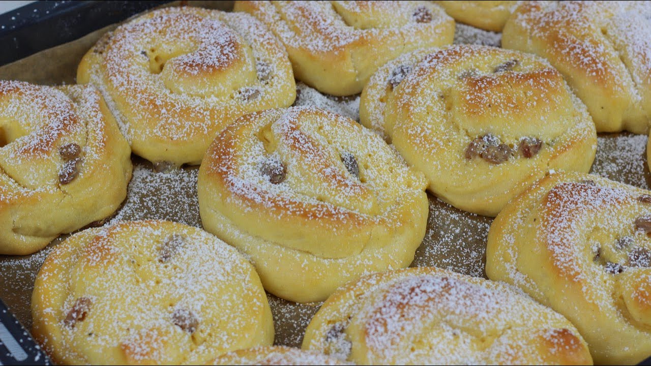 Weiche Puddingschnecken mit Rosinen I Hefeschnecken mit Vanillepudding ...