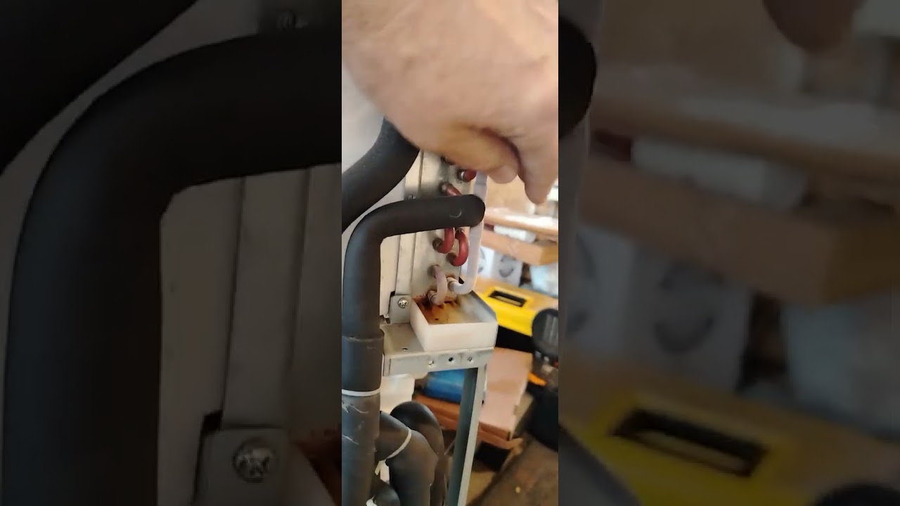 Напольный кондиционер Uniel. Диагностика компрессора. Частое включение - отключение. Поиск причины. 