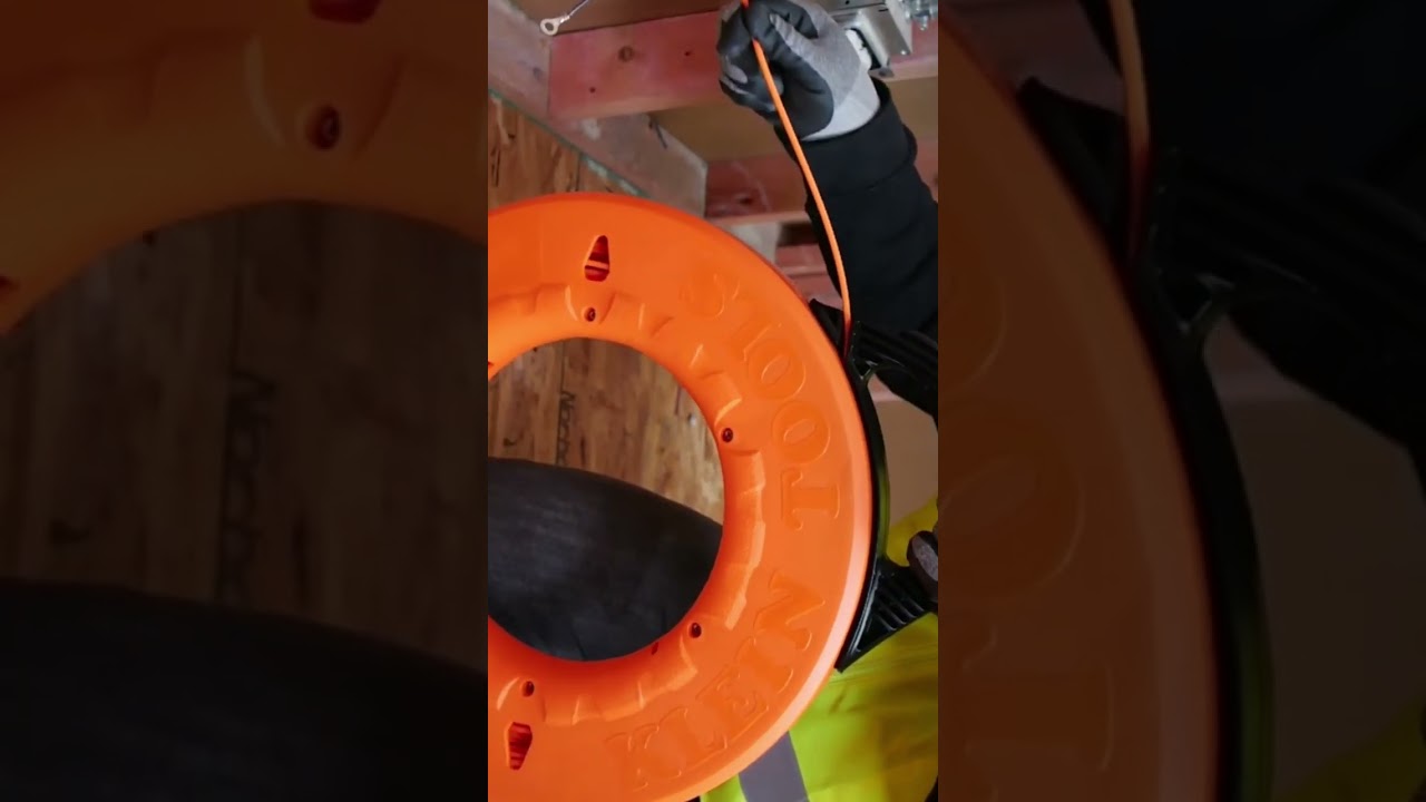 ¡Firme pero flexible! Guía jalacables de fibra de vidrio de 61 metros. - Mod. 56059