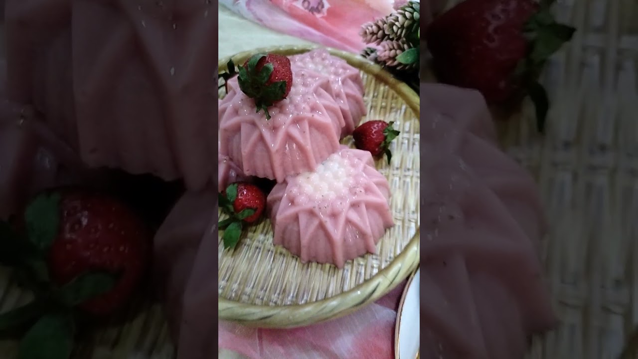 Dessert Strawberry pudding mooncake mid autumn festival 