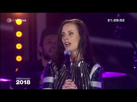 Bell Book & Candle - Rescue Me - Silvester 2017 am Brandenburger Tor (Willkommen 2018)