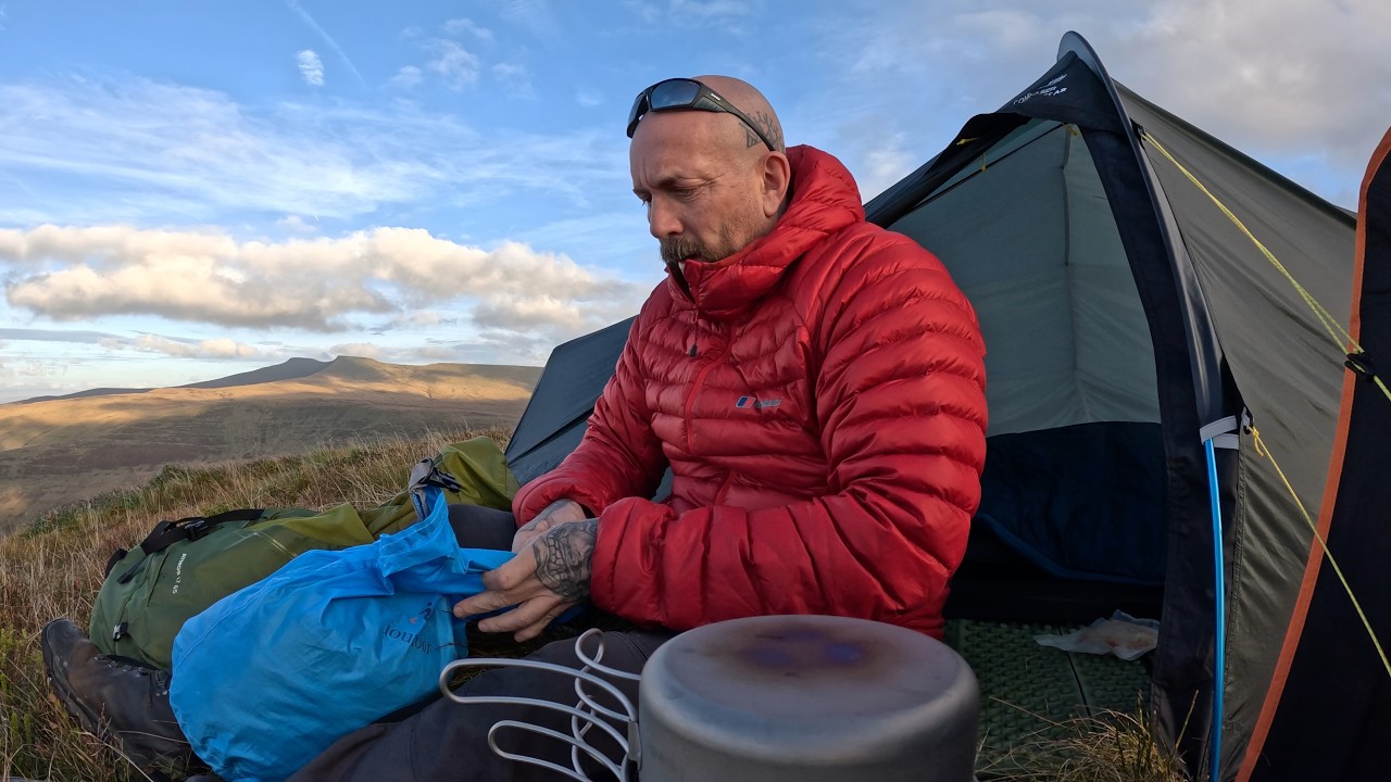 Простой дикий лагерь | Национальный парк Брекон-Биконс