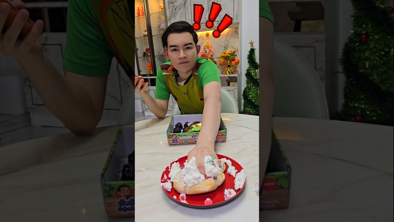 Mom vs Me 😡🎂 #funny - YouTube