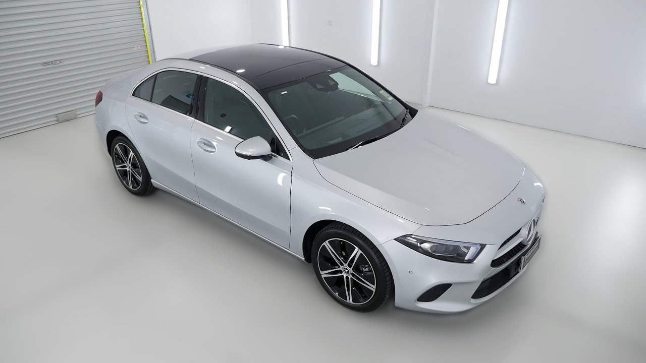 MERCEDES-BENZ A200 Iridium Silver Metallic Auto Sedan M010639