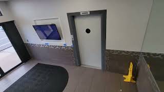 Crazy Epic Fail on the Curtis Hydraulic Elevator @ 1120 Old Country Rd, Plainview, NY