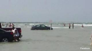 High Tide Causes Major Problems for Cars Parked on Beach Sands