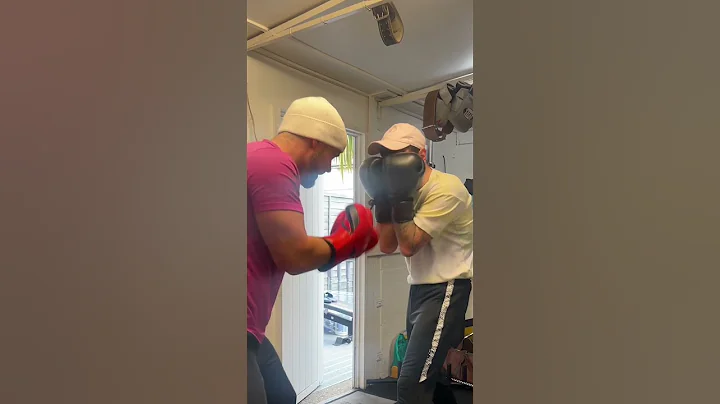 High guard tips ✅ #boxeo #boxing #mma #combatsports #tutorial #youtubeshorts #tips #boxingtraining