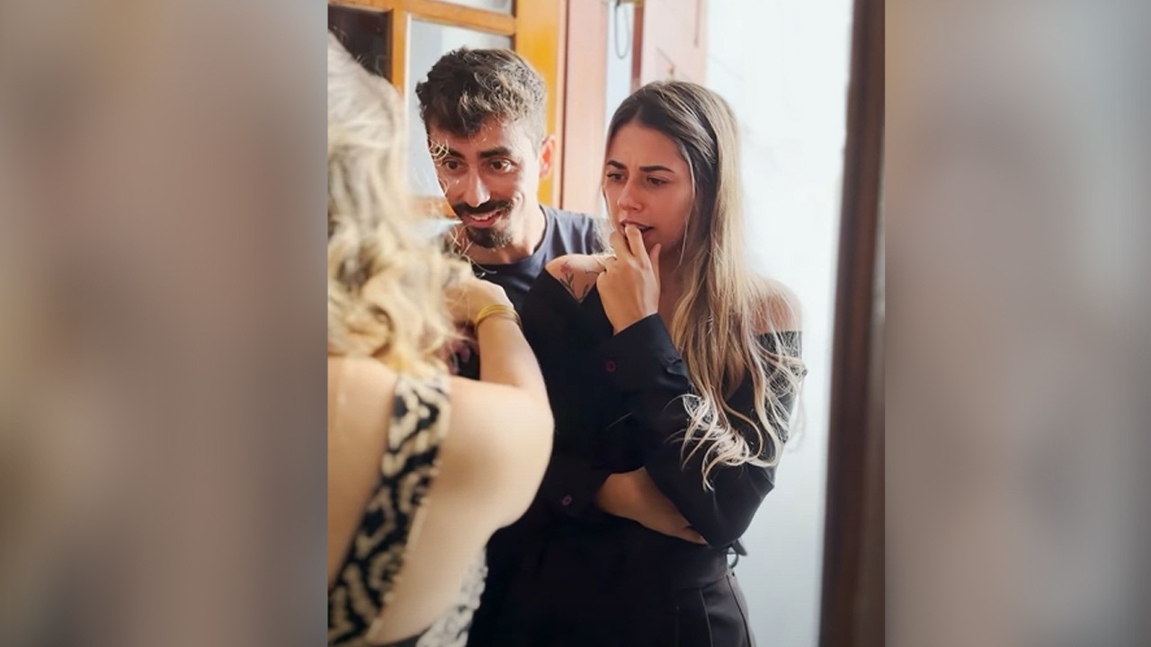 Ela fingiu ser uma boa mãe, mas acabou ficando com o namorado da filha, Veja no que deu