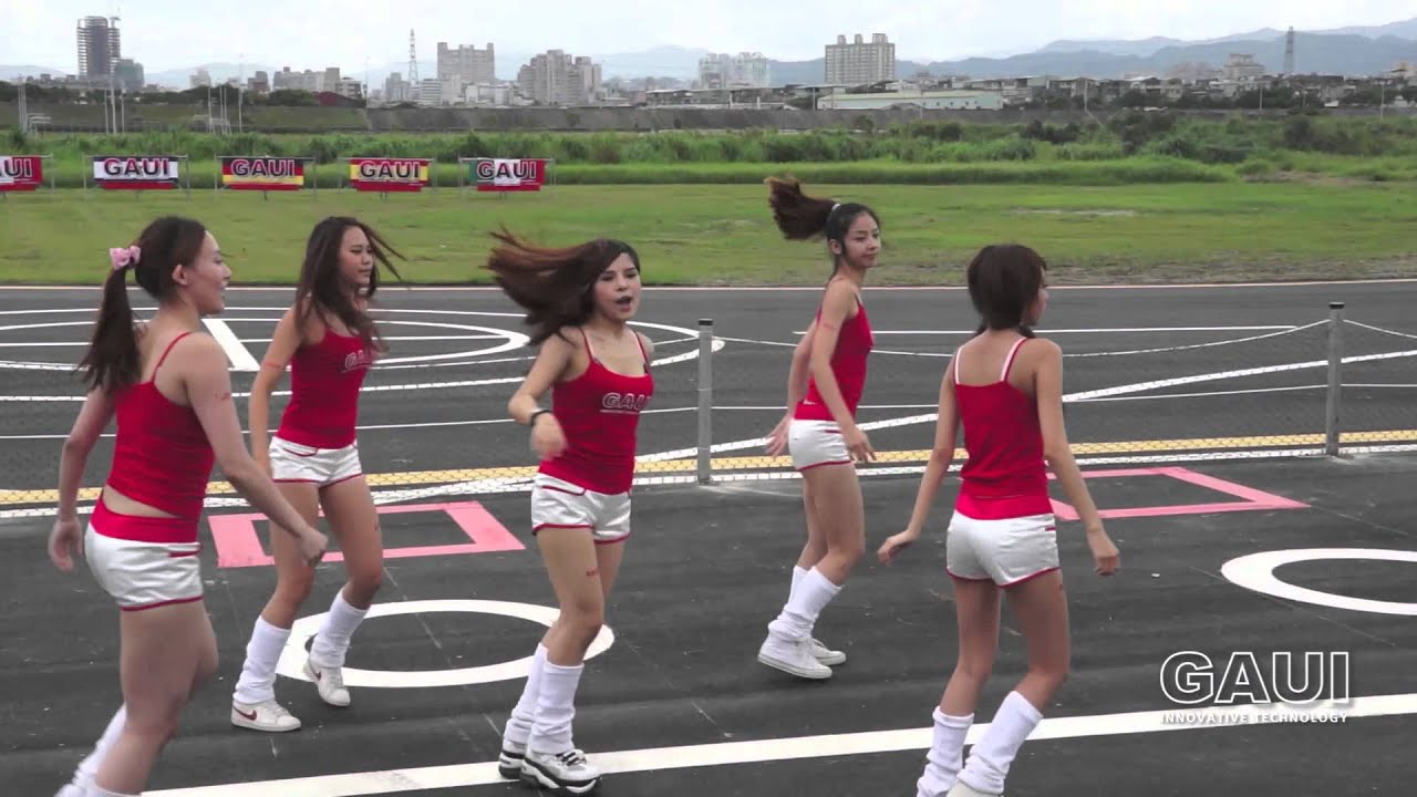 GAUI DAY 2012 - Gaui Girls Dance Performance