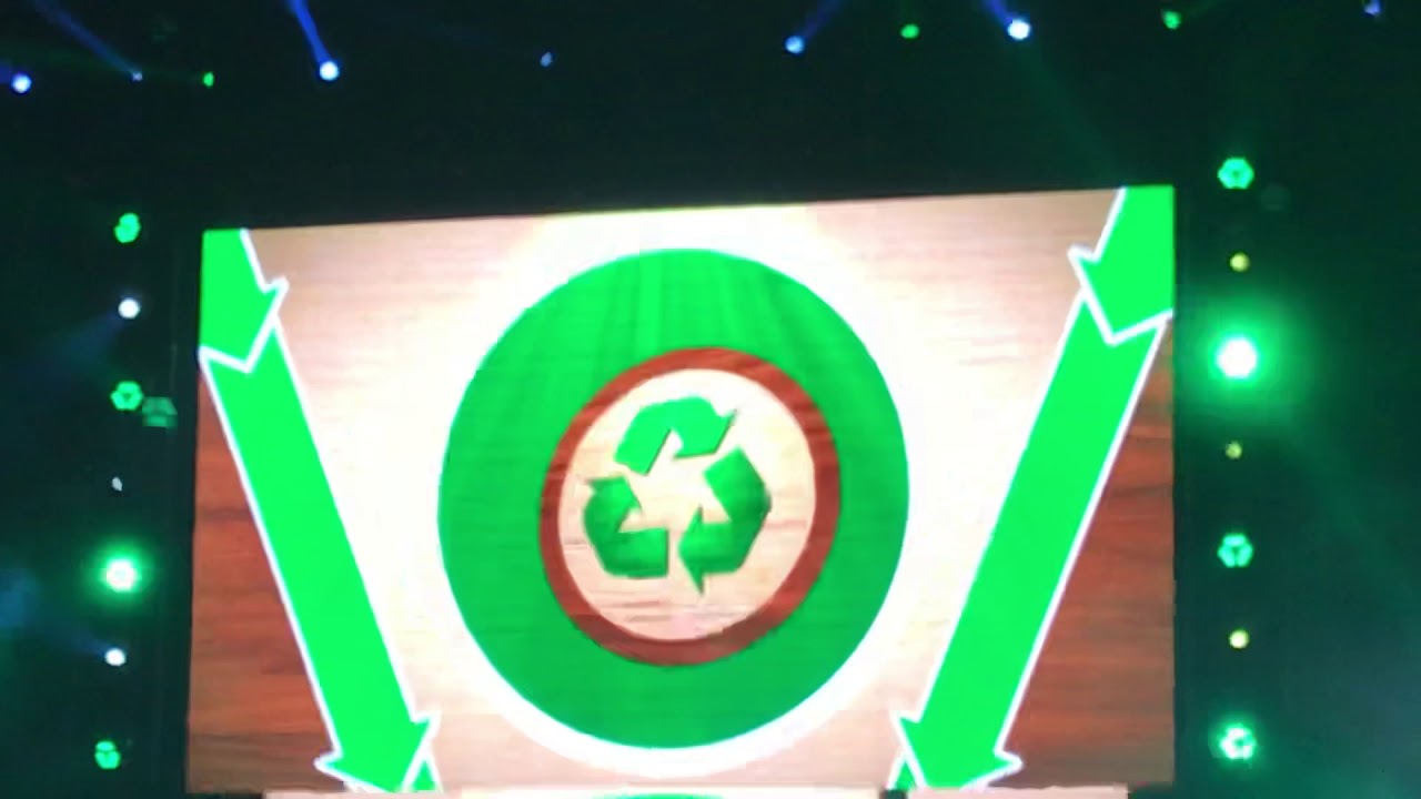 CAGE MATCH - WWE Live Sydney 2019 Daniel Bryan , Roman Reigns