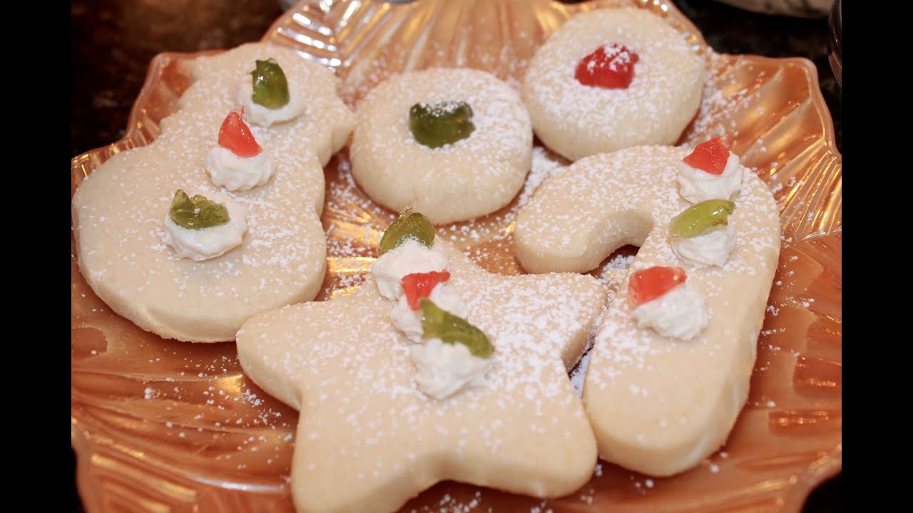 Christmas Shortbread Cookies - Bonita's Kitchen