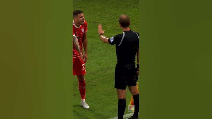 DANI OLMO IQ 1000🧠 #olmo #daniolmo #lucashernandez #fcbayern #bayernmunich #football #shorts #lol