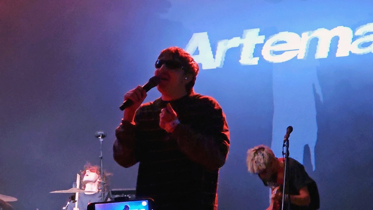 Artemas - i always kinda knew you'd be the death of me (Live at Sziget ...