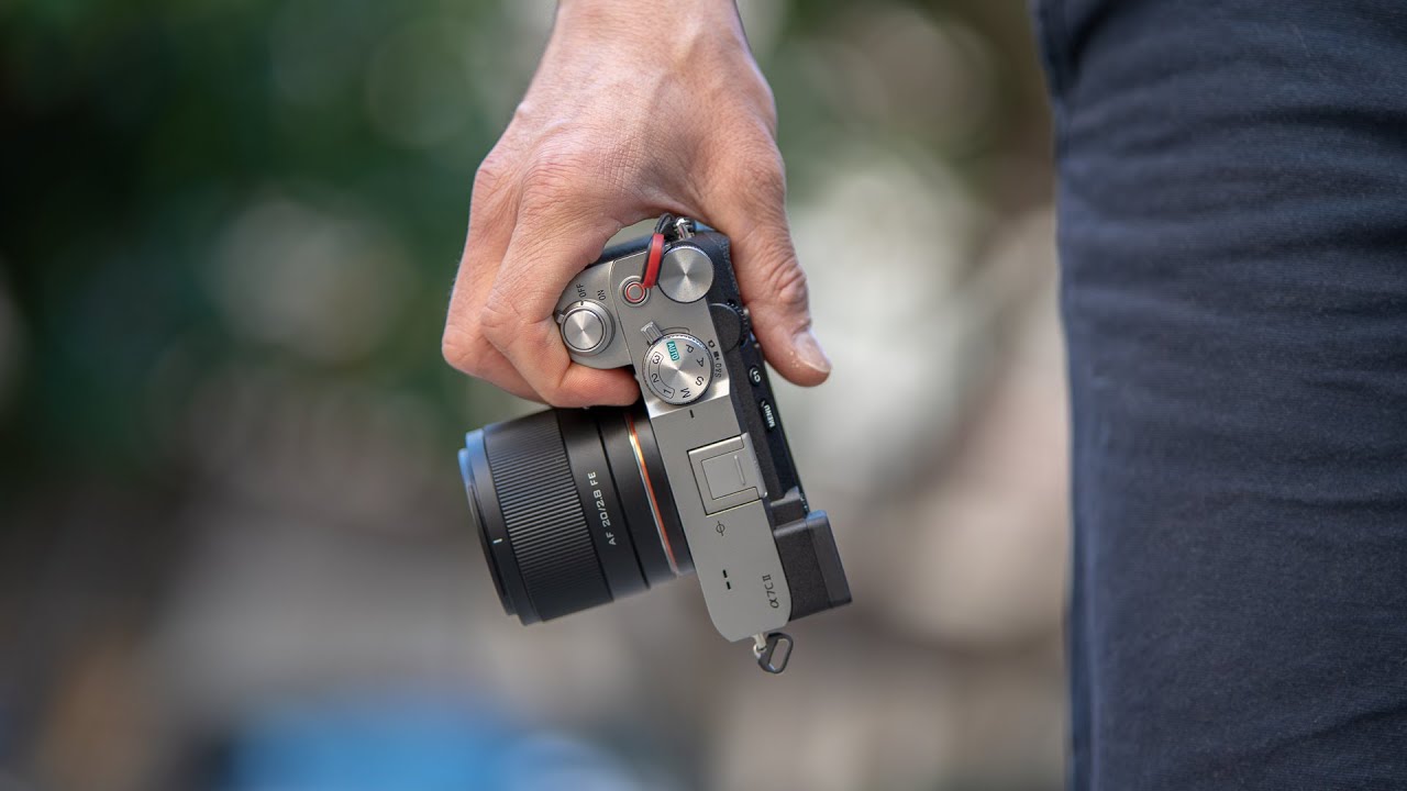 Is this BUDGET Full Frame lens VILTROX AF 20mm F2.8 Any GOOD? - YouTube
