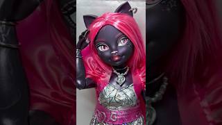 Restyling G3 Catty Noir from Monster High - SylphicStudios