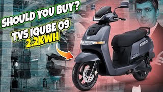 Budget TVS IQUBE 2.2Kwh (Should You Buy?) ! Affordable EV Scooter ! Electric Scooter