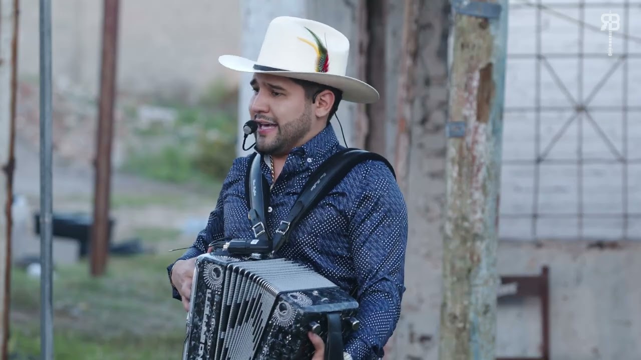 Raúl Beltrán - Cabrón Para La Vida (Video Musical) Desde La Ofi