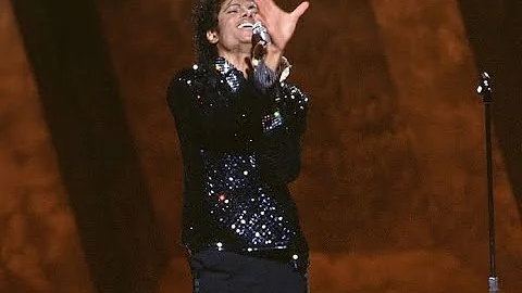 Billie Jean HD 60fps 1st Moonwalk LIVE at Motown 25 Michael Jackson