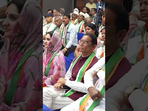 शहीद दिवस पर आयोजित श्रद्धांजलि सभा में वीर शहीदों को नमन का सौभाग्य मिला।