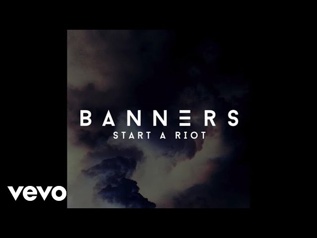 BANNERS - Start a Riot