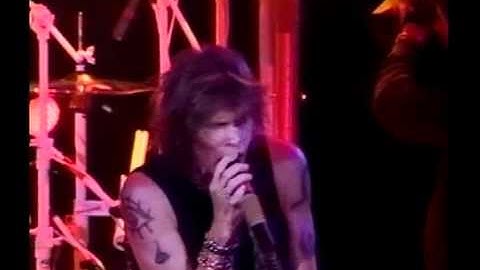 Aerosmith Monkey On My Back Camden 2002
