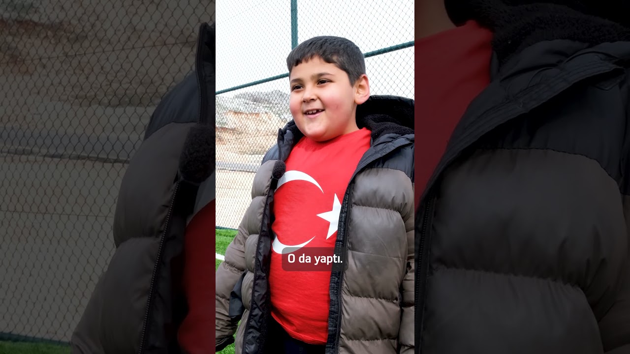 Bir halı saha yaptık, binlerce hayale kapı açtık.