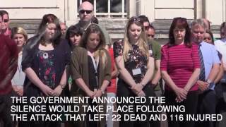 In pictures  Minute´s silence held for Manchester attack victims   Daily Mail Online