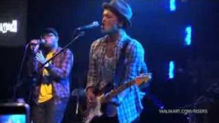 Bruno Mars - Grenade (LIVE)