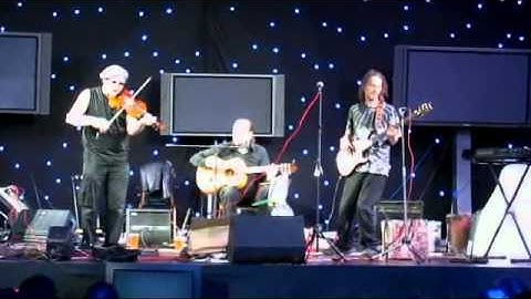 SID 80s: Way of The Exploding Fist - r3play, November 2010