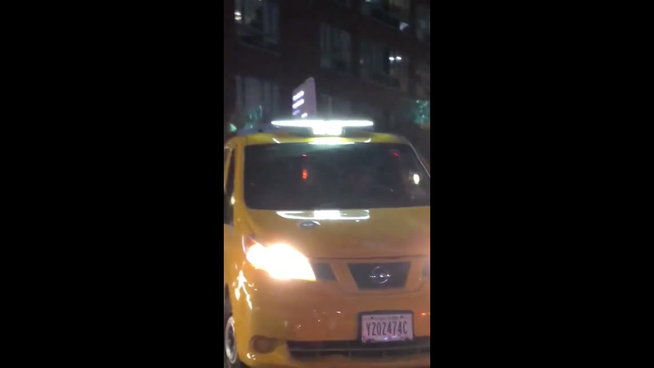 How to Take a Taxi In New York City