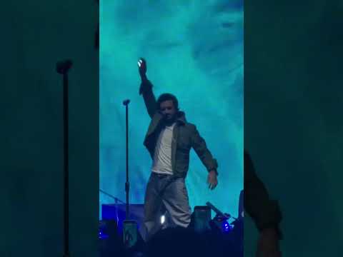 Atif Aslam Live Performing Aadat Song | Best of Atif aslam Ever Aadat Song Blockbuster  #atifaslam