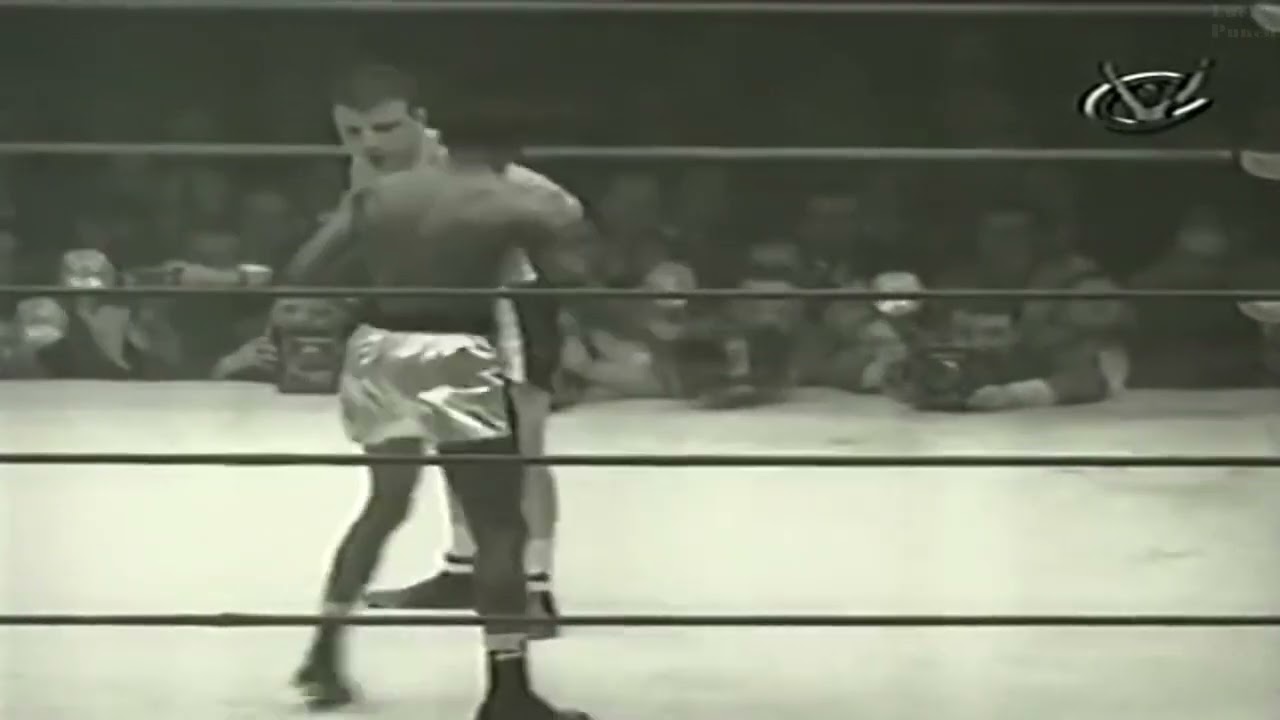 Sugar Ray Robinson's St. Valentine's Day Massacre Triumph Over Jake LaMotta (6th Fight)