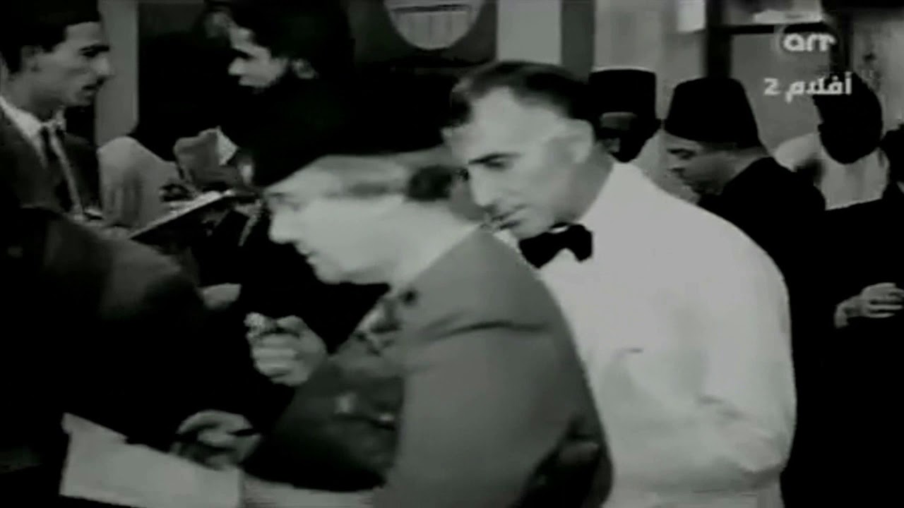 نجيب الريحاني .. والحكاية الغريبة للسجاير العجيبة .. لايكي سترايك