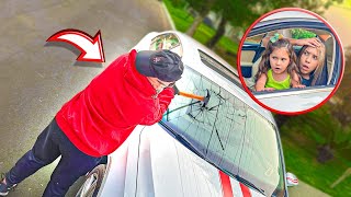 O Homem Estranho Bateu No Carro Da Larissa Minha Irmãzinha Ficou Com Medo