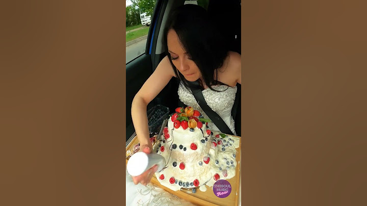 Car Mobile Bakery! 🧁 She Made A Wedding Cake RIGHT ON THE GO! 👰