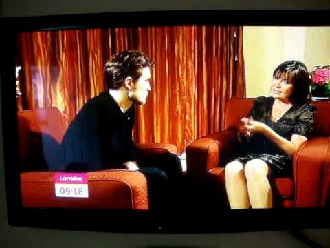 Robert Pattinson Interview on the Lorraine show 4t...